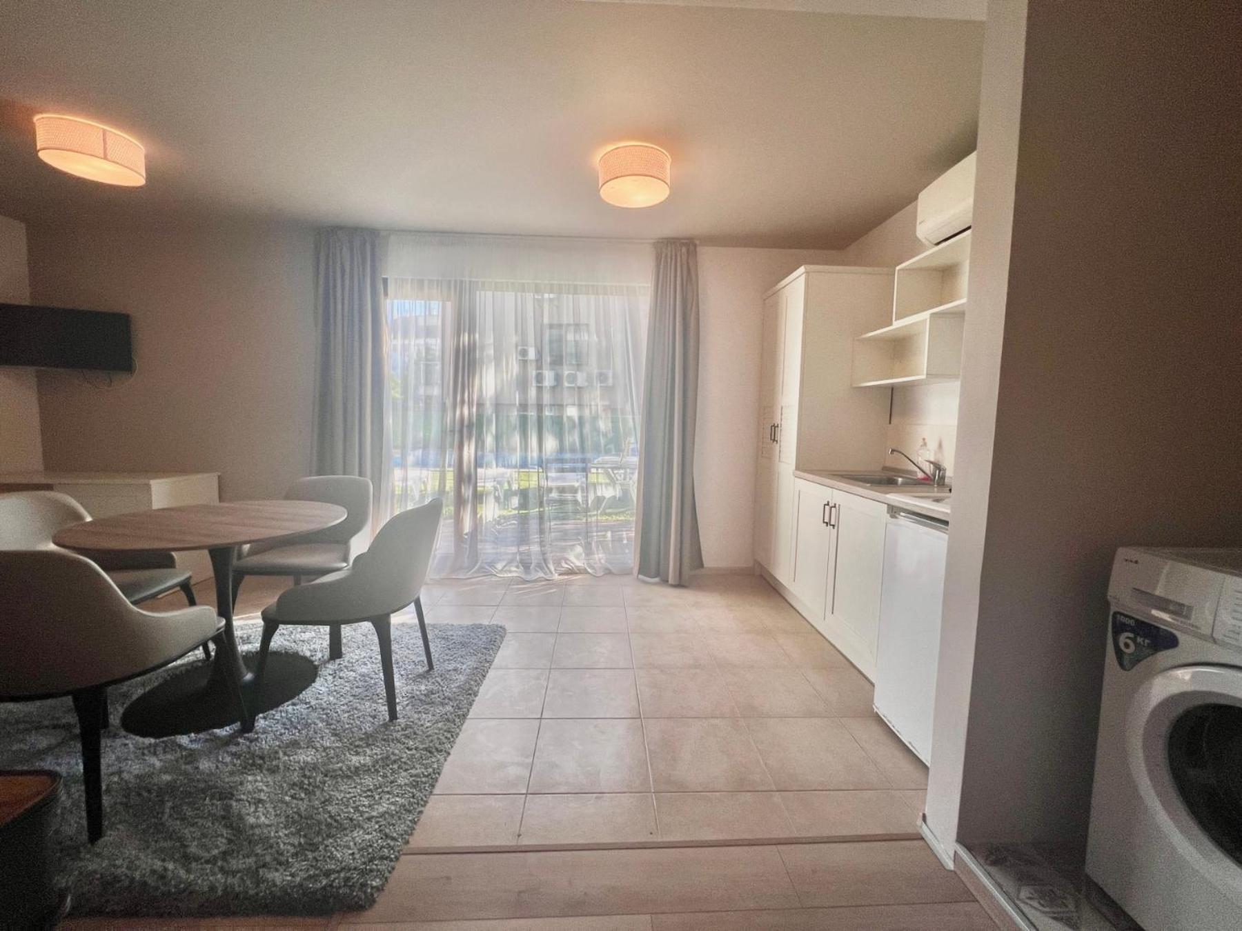 Kiara Apartments Святые Константин и Елена Экстерьер фото