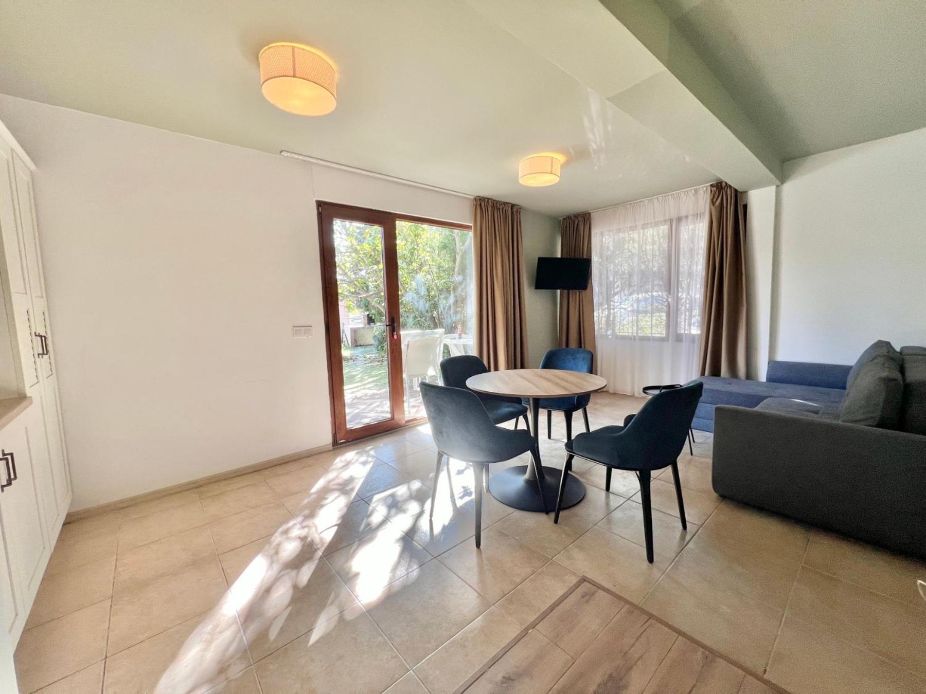 Kiara Apartments Святые Константин и Елена Экстерьер фото